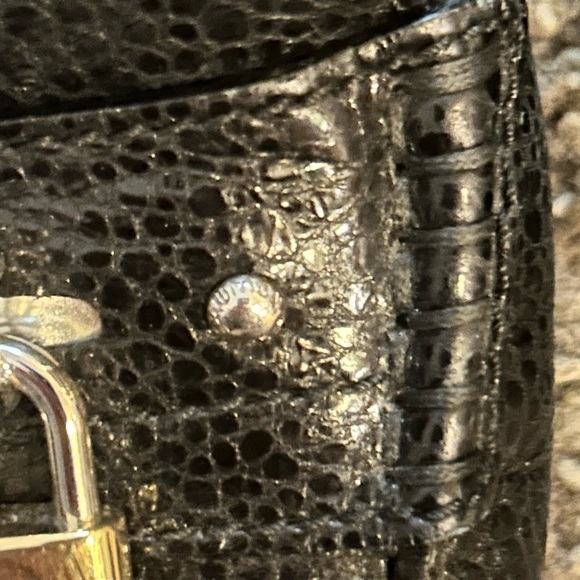 Louis Vuitton black lock flat size 37 black noir locket detail - Picture 8 of 11